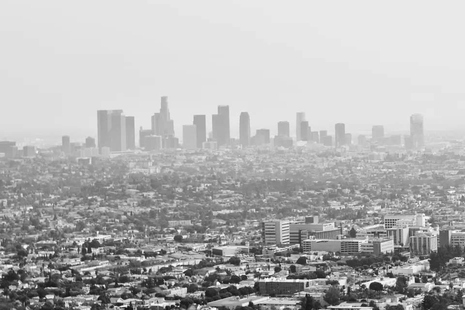 Los Angeles Smog Skyline Zoom